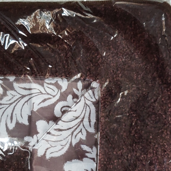 Bathroom Set - Picture 7 of 7